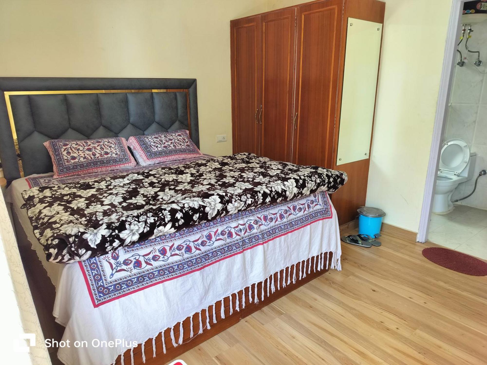 Shimla Vibes B & B Free Pick And Drop From Isbt Shimla Bagian luar foto
